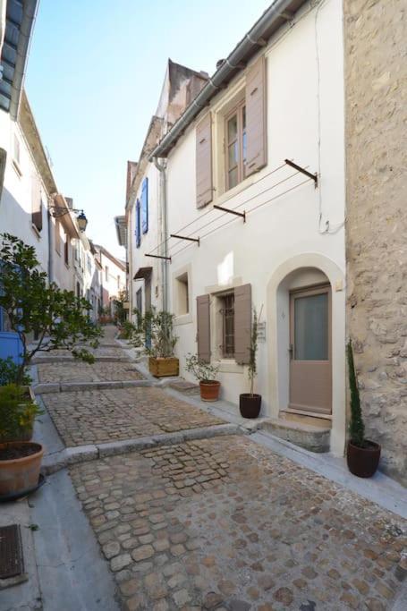 Charmante Petite Maison Donnant Sur Les Arenes Βίλα Αρλ Εξωτερικό φωτογραφία