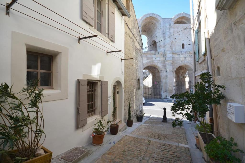 Charmante Petite Maison Donnant Sur Les Arenes Βίλα Αρλ Εξωτερικό φωτογραφία